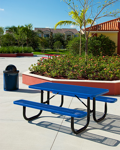 Metal Picnic Tables