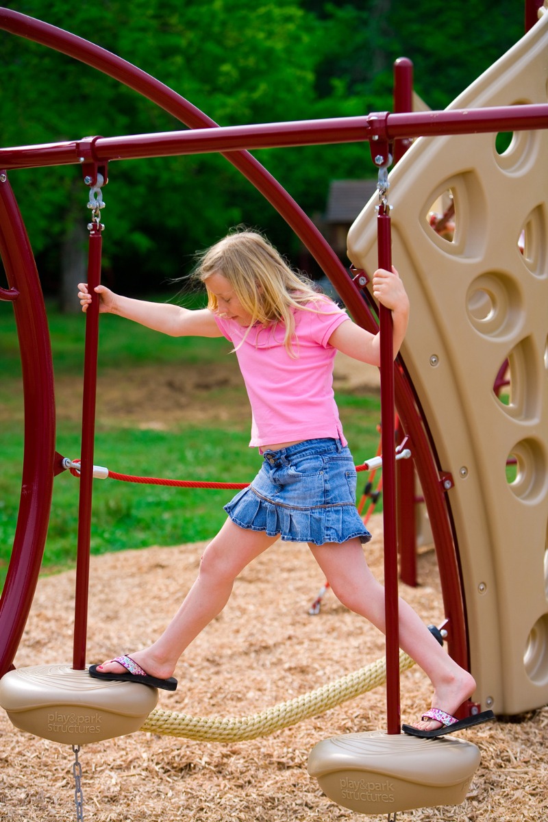 Break of Dawn Play Structure - Space Walk - All People Can Play