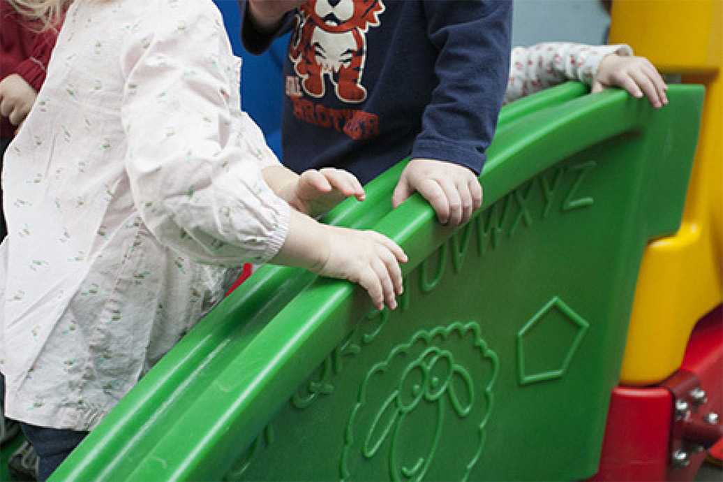 DC Super Sprout Hand Rail - Toddler Playground Equipment